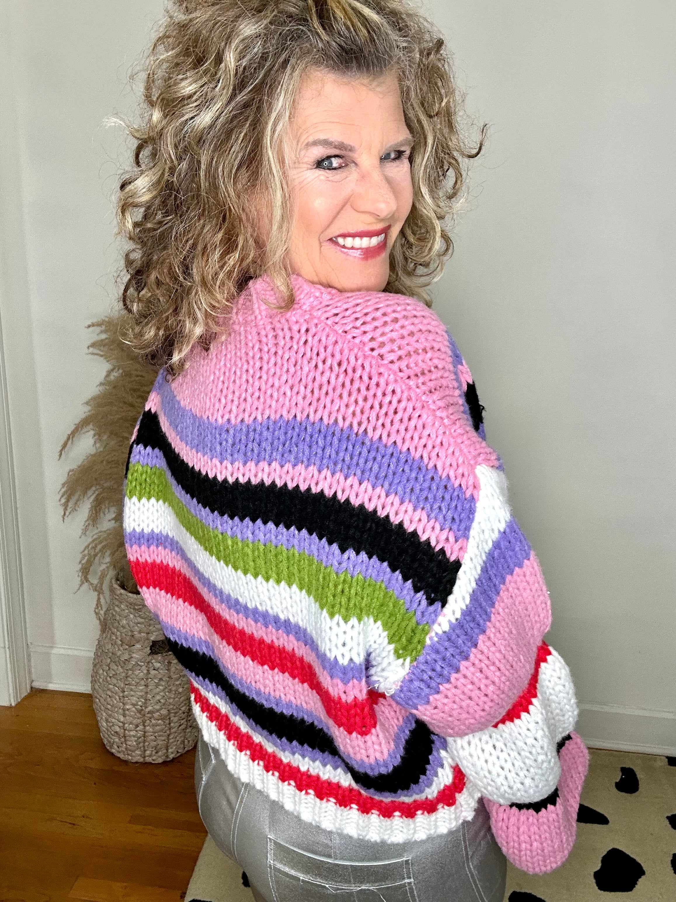 MEET ME BY THE CAMPFIRE PULLOVER