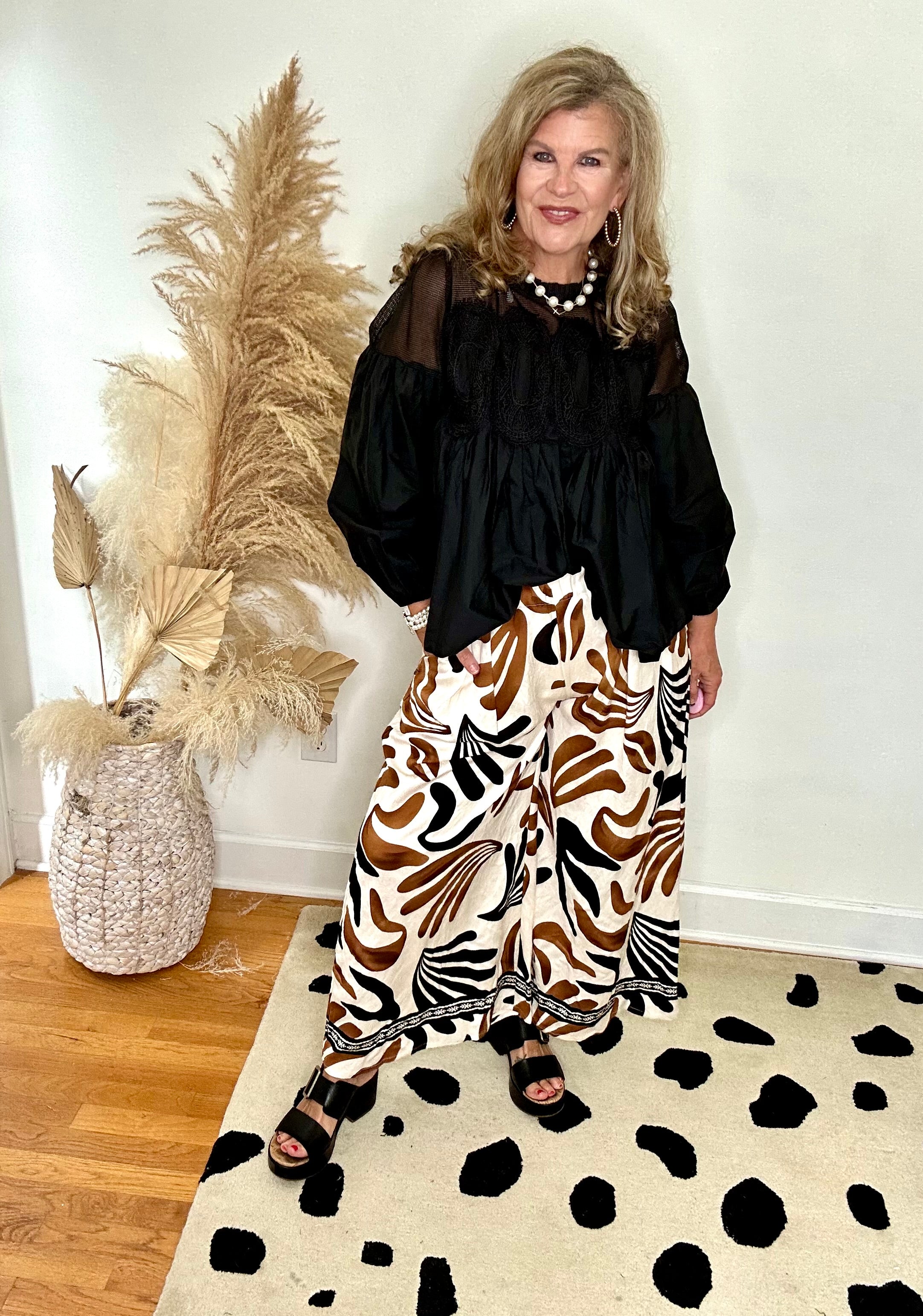 EMBROIDED LACE BLOUSE