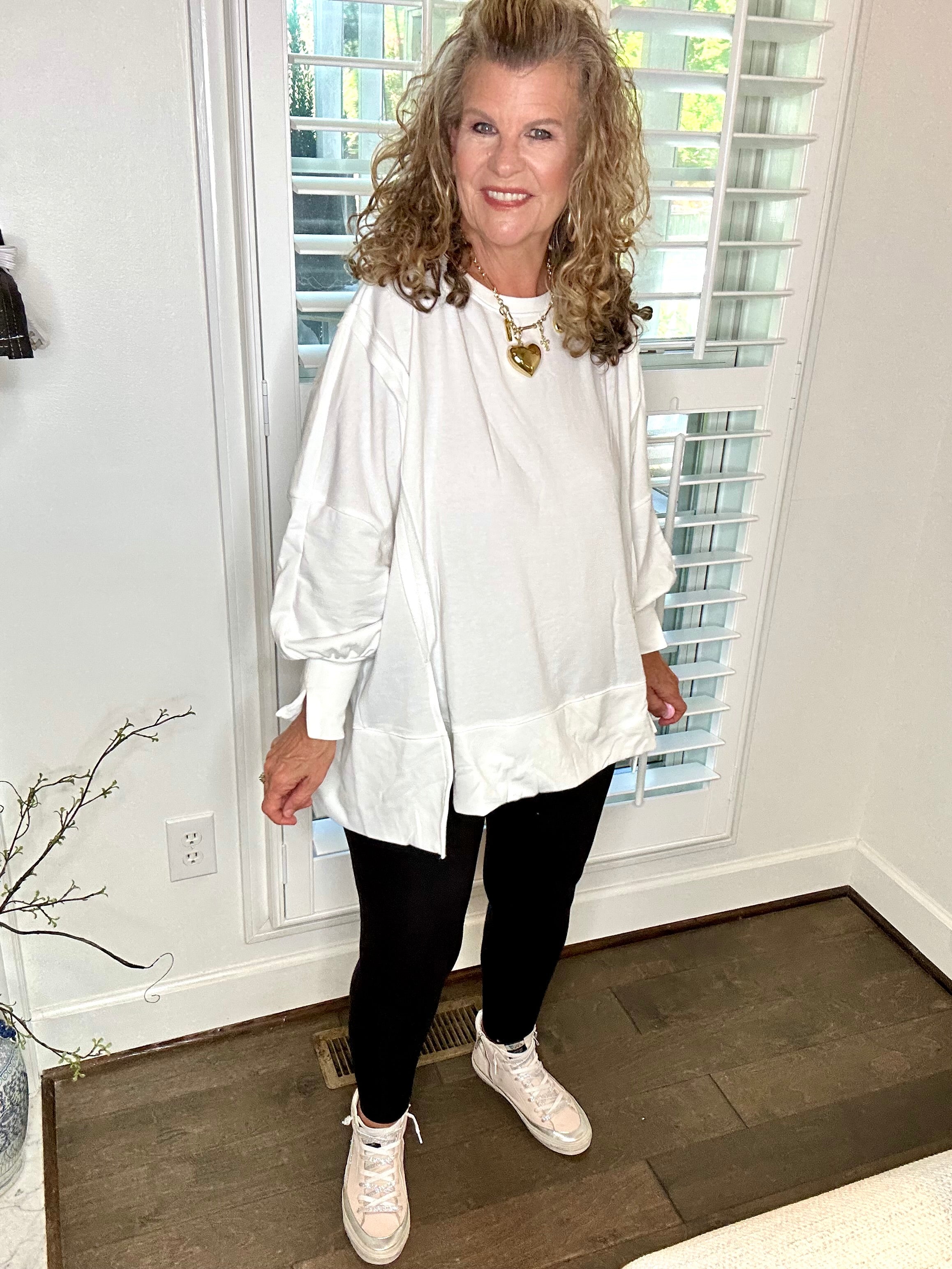 OVERSIZED FRONT SLIT TOP