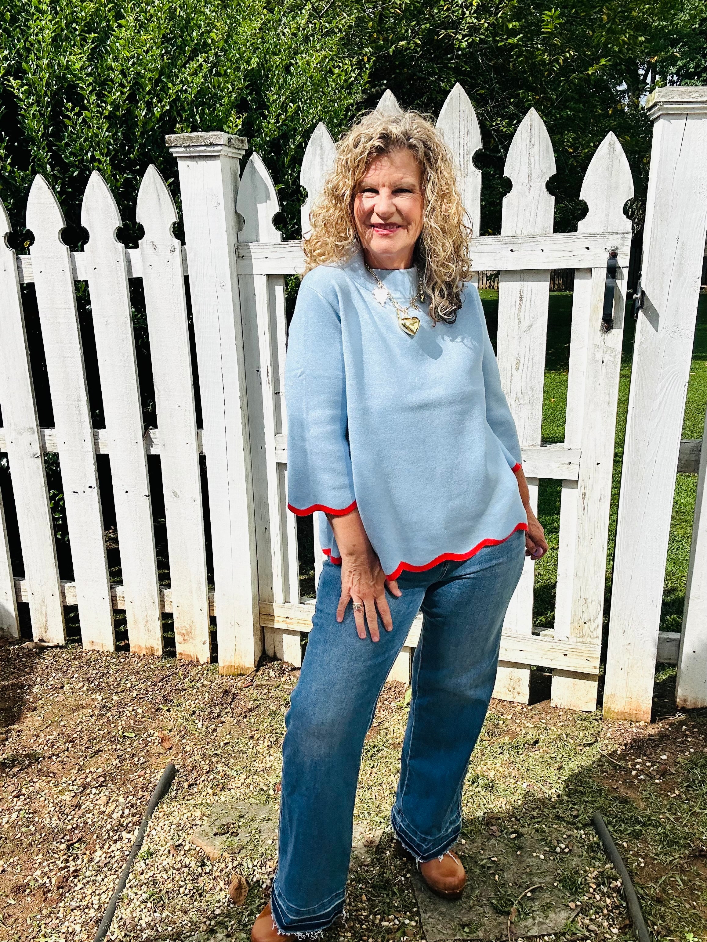 SCALLOPED CONTRAST MARGARET SWEATER