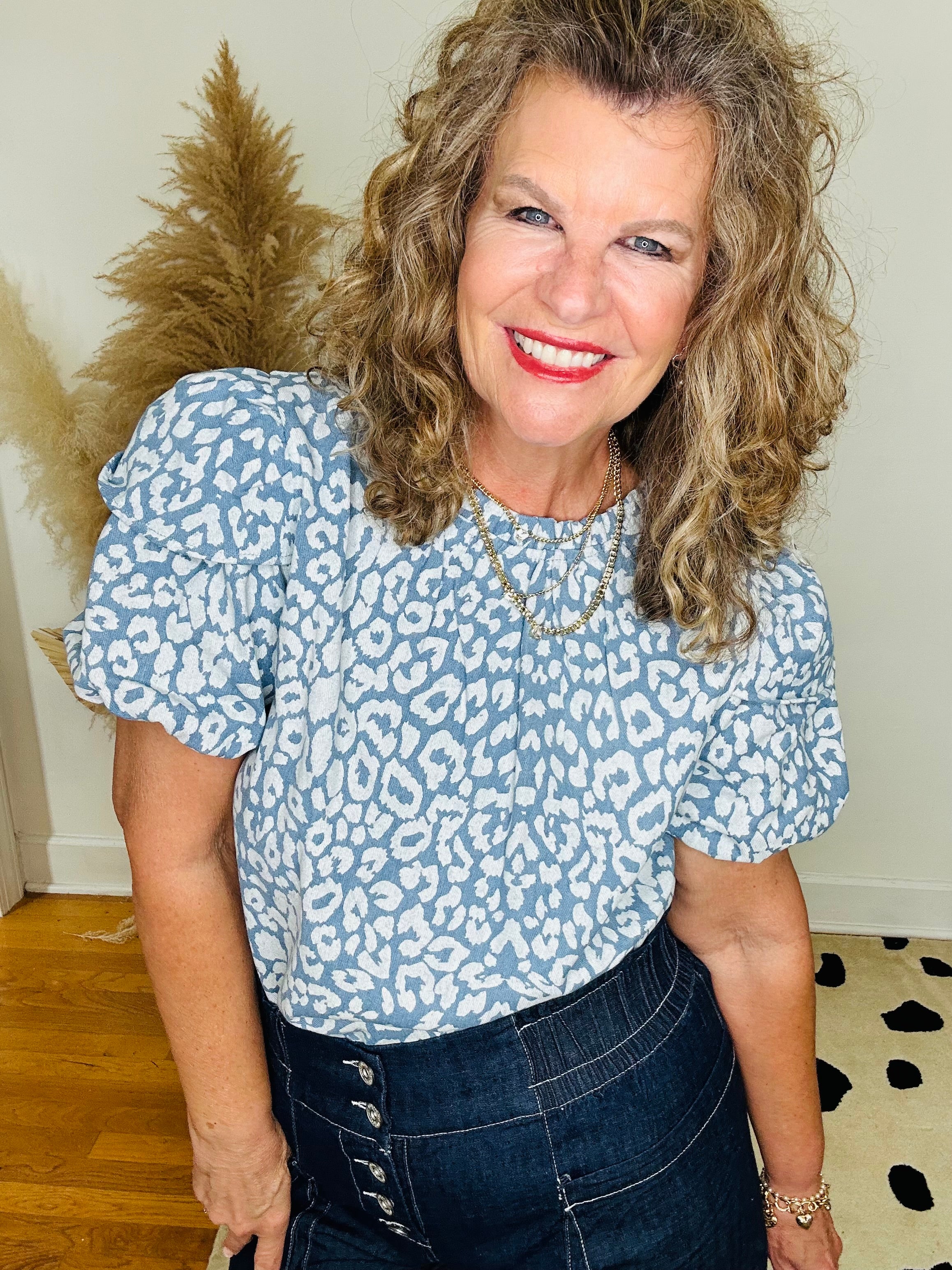 LEOPARD DENIM PUFF SLEEVE TOP