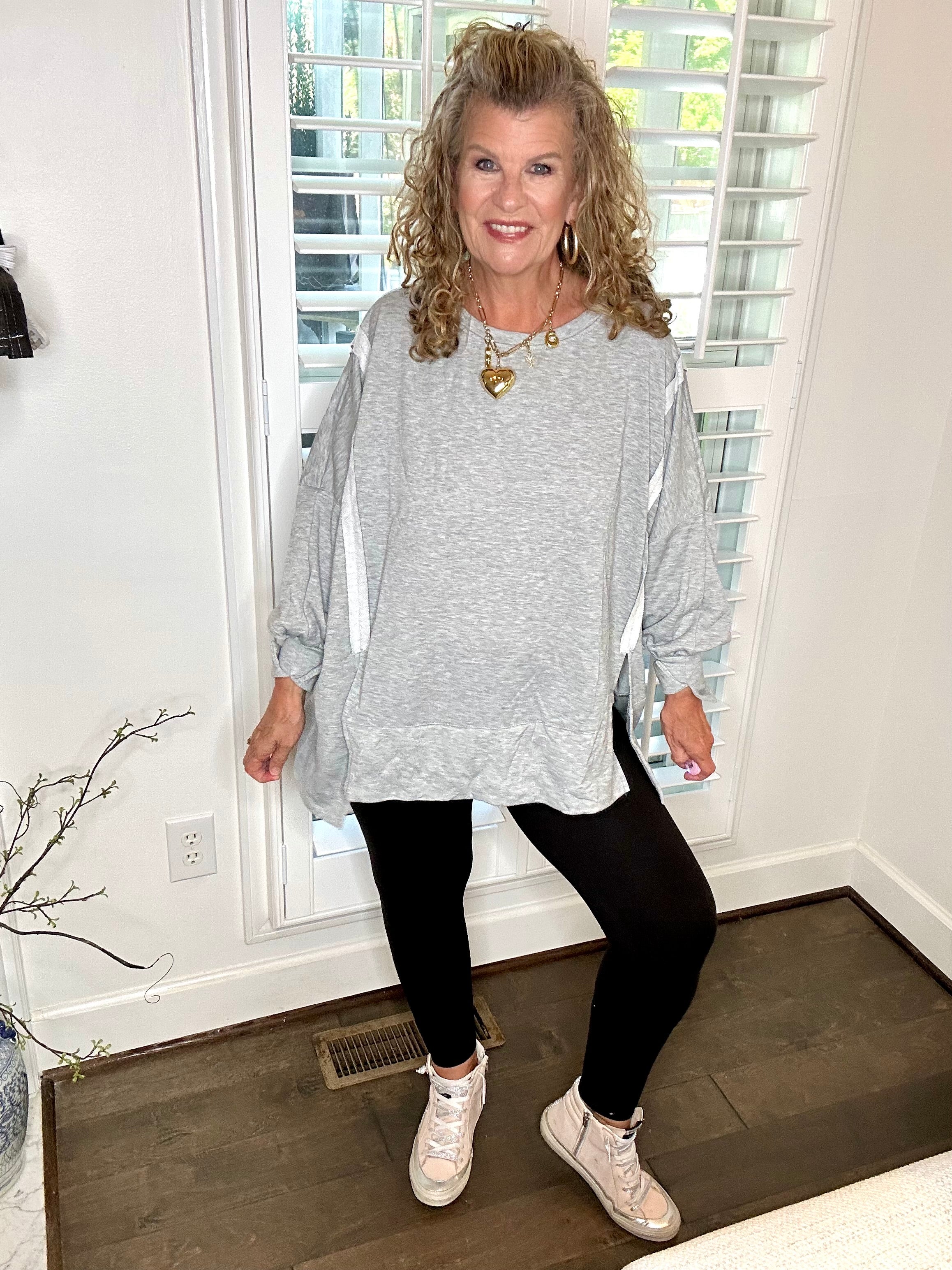 OVERSIZED FRONT SLIT TOP