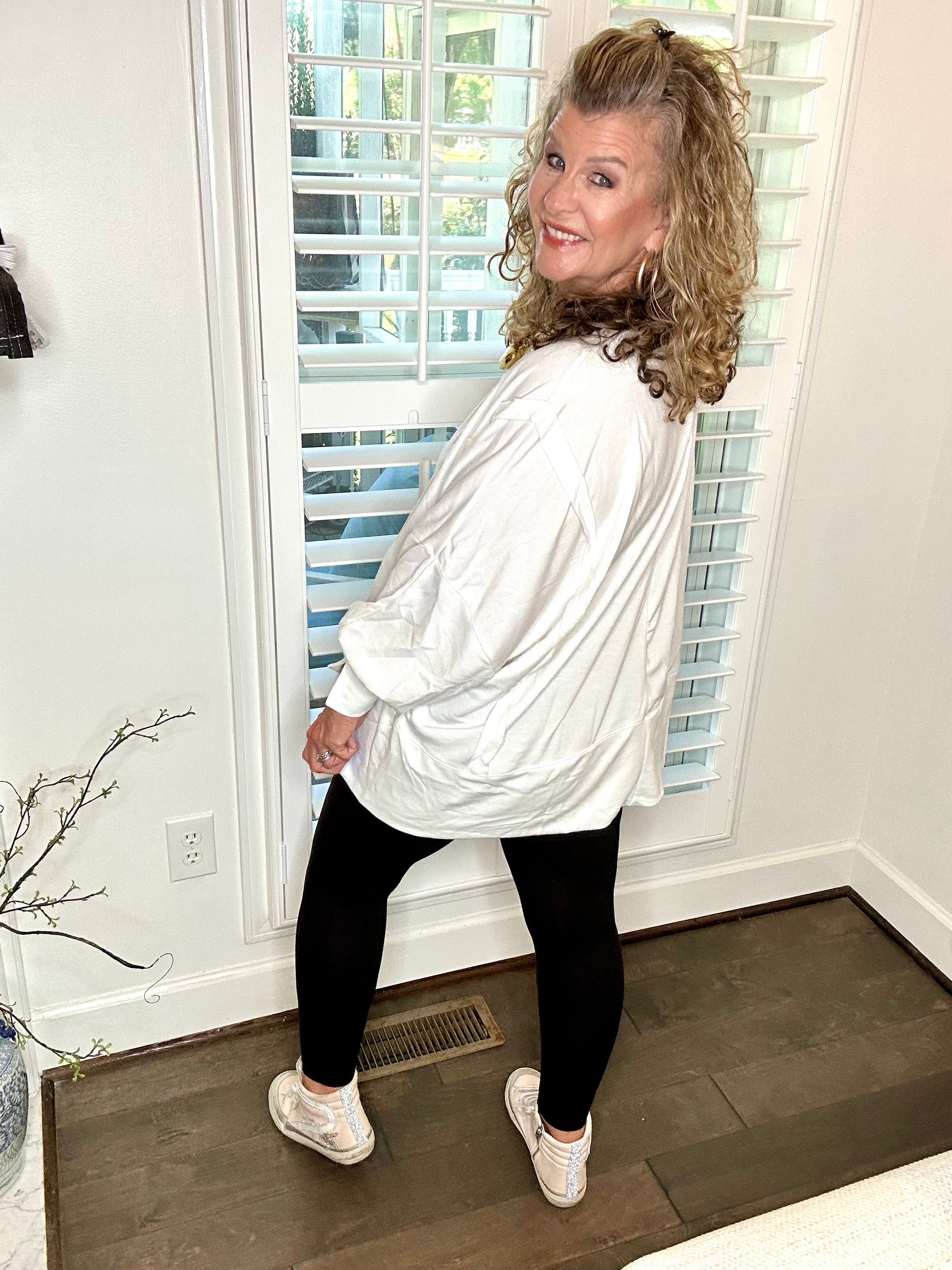 OVERSIZED FRONT SLIT TOP