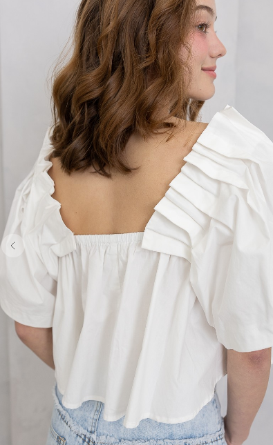 WHITE RUFFLED PUFF SLEEVE BLOUSE