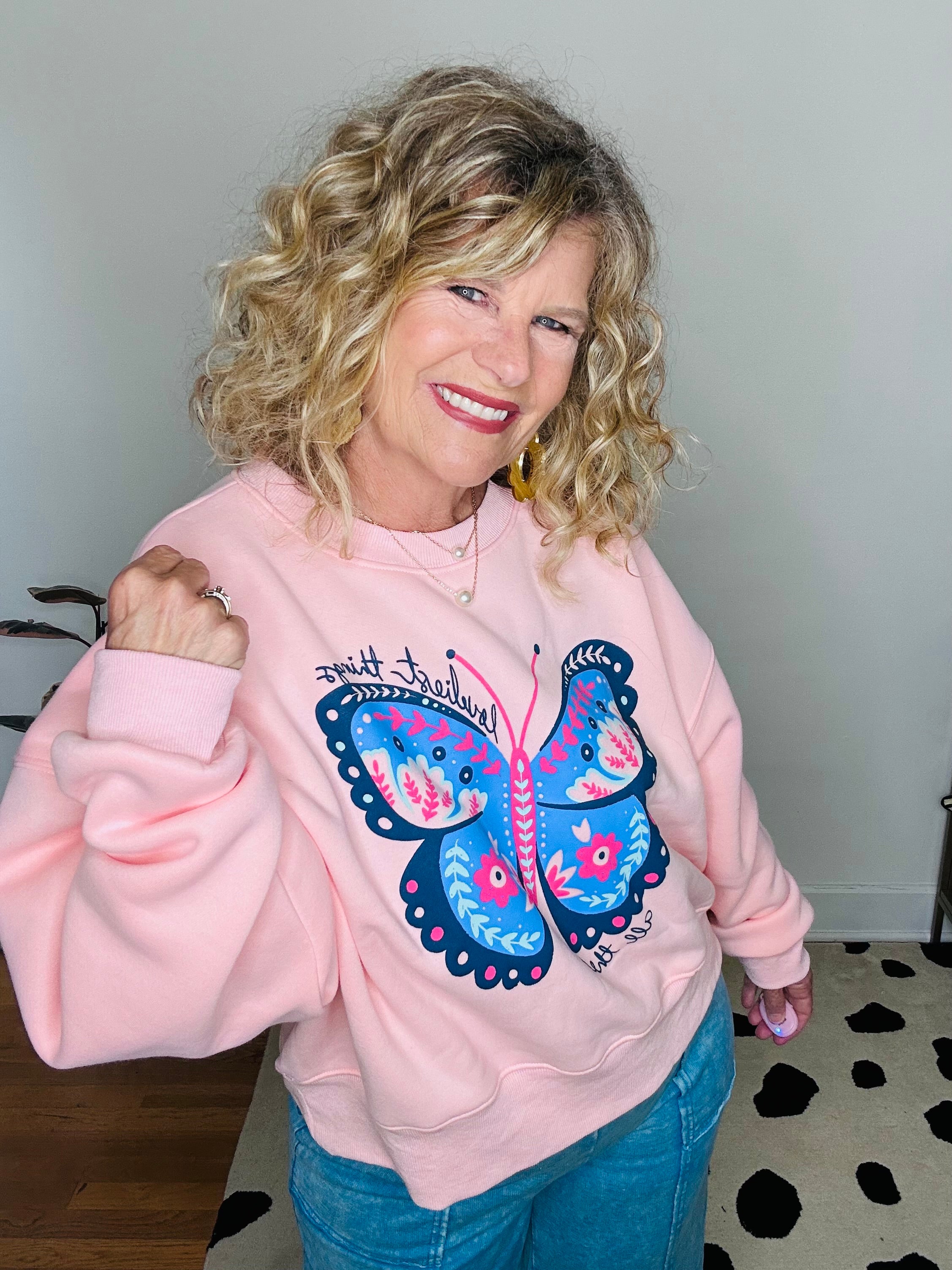 LOVELIEST BUTTERFLY PULLOVER