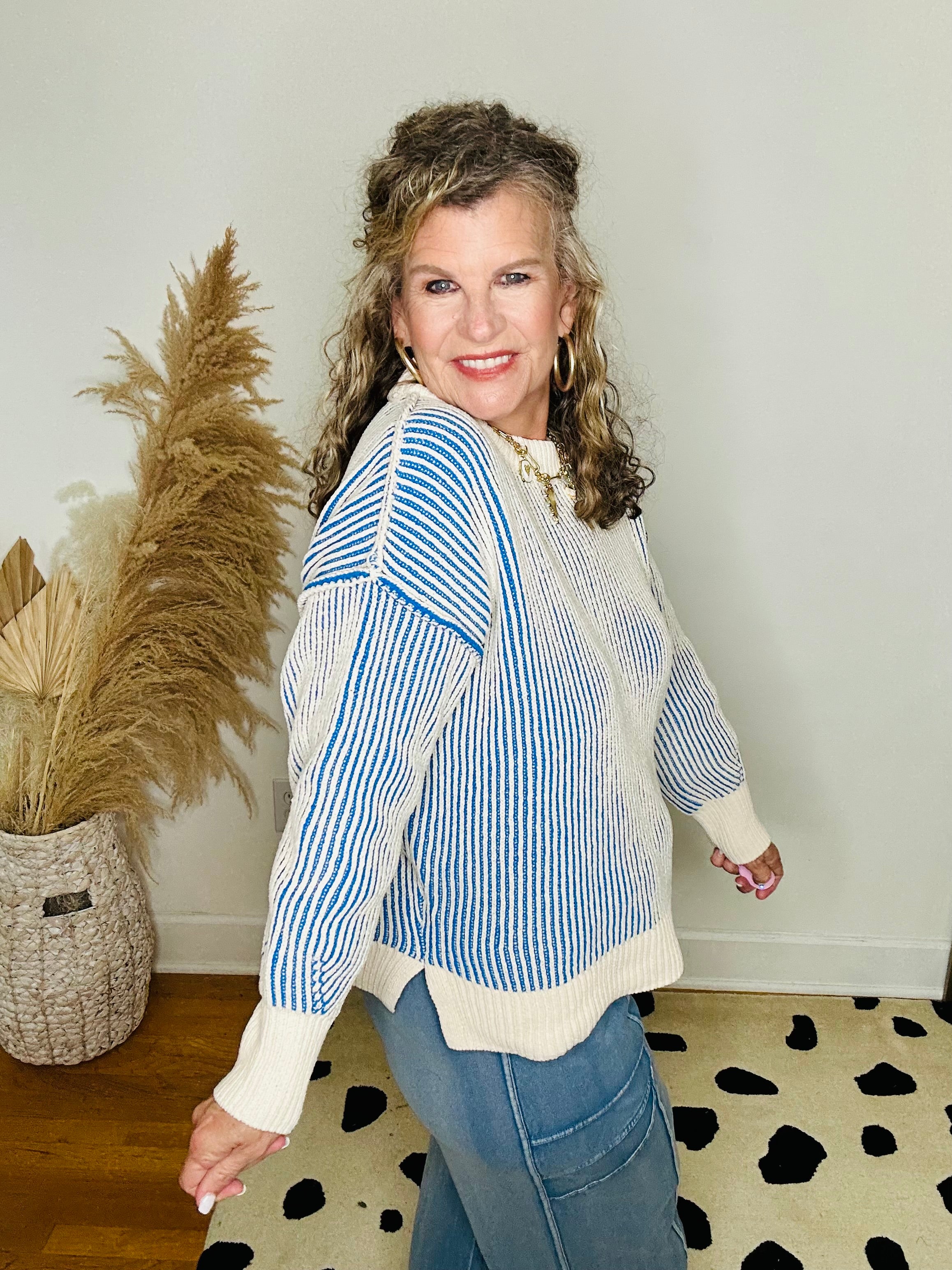 OCEAN BLUE TWO TONE SWEATER