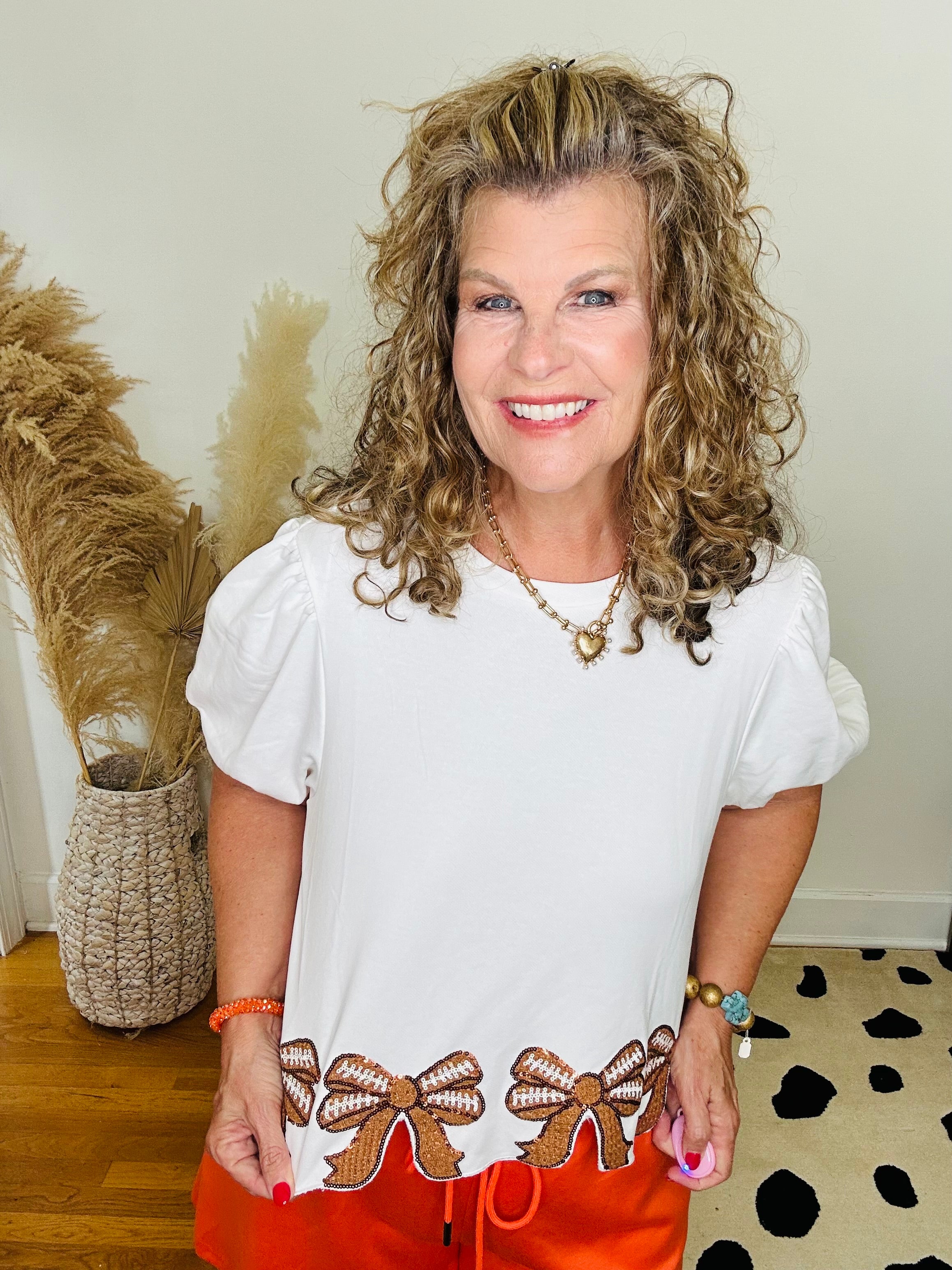 SIDELINE SWEETHEART TOP