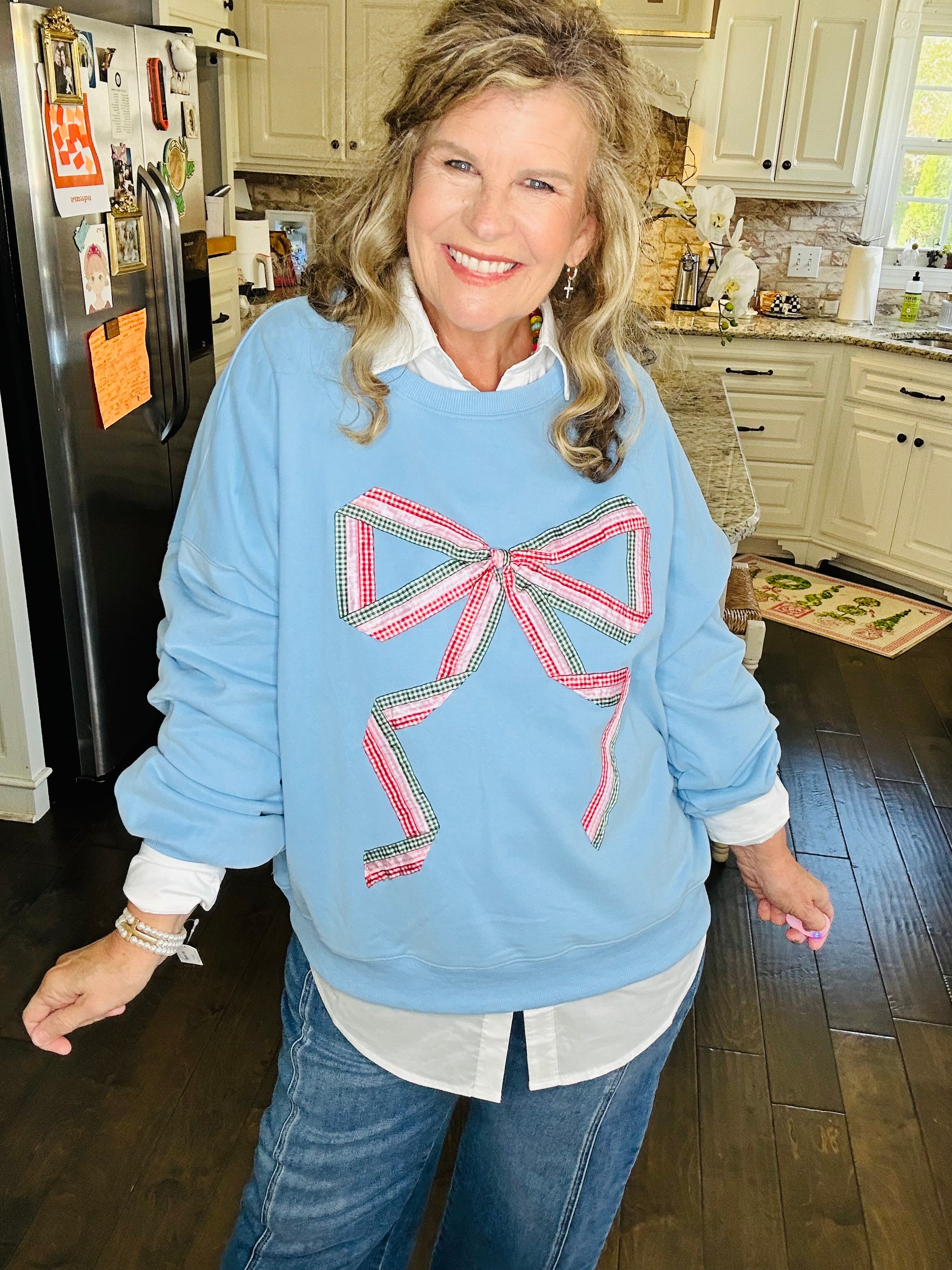 TIED UP IN CUTE PULLOVER