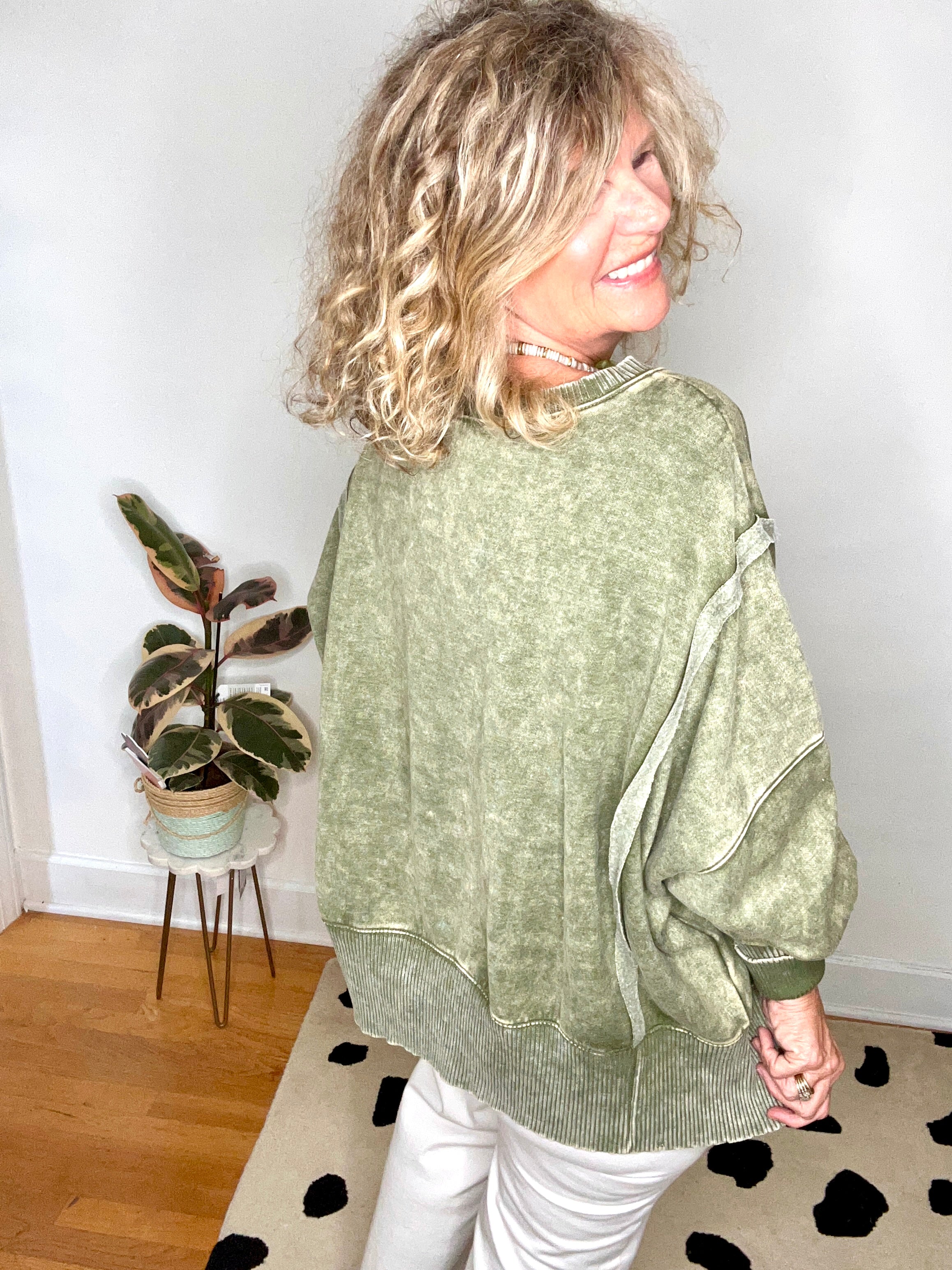 MINERAL WASH BATWING PULLOVER