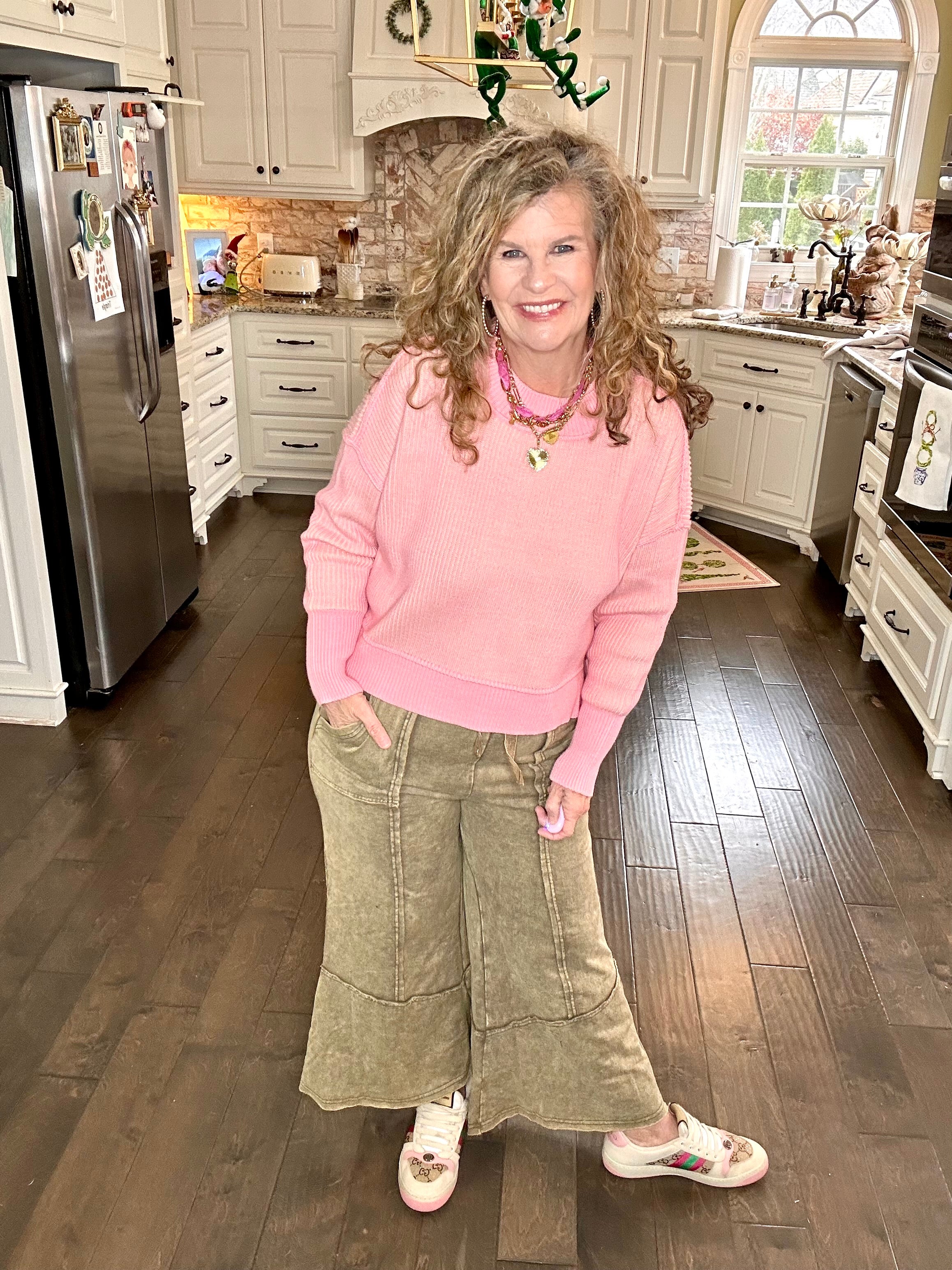 TWO TONE SEAM SWEATER