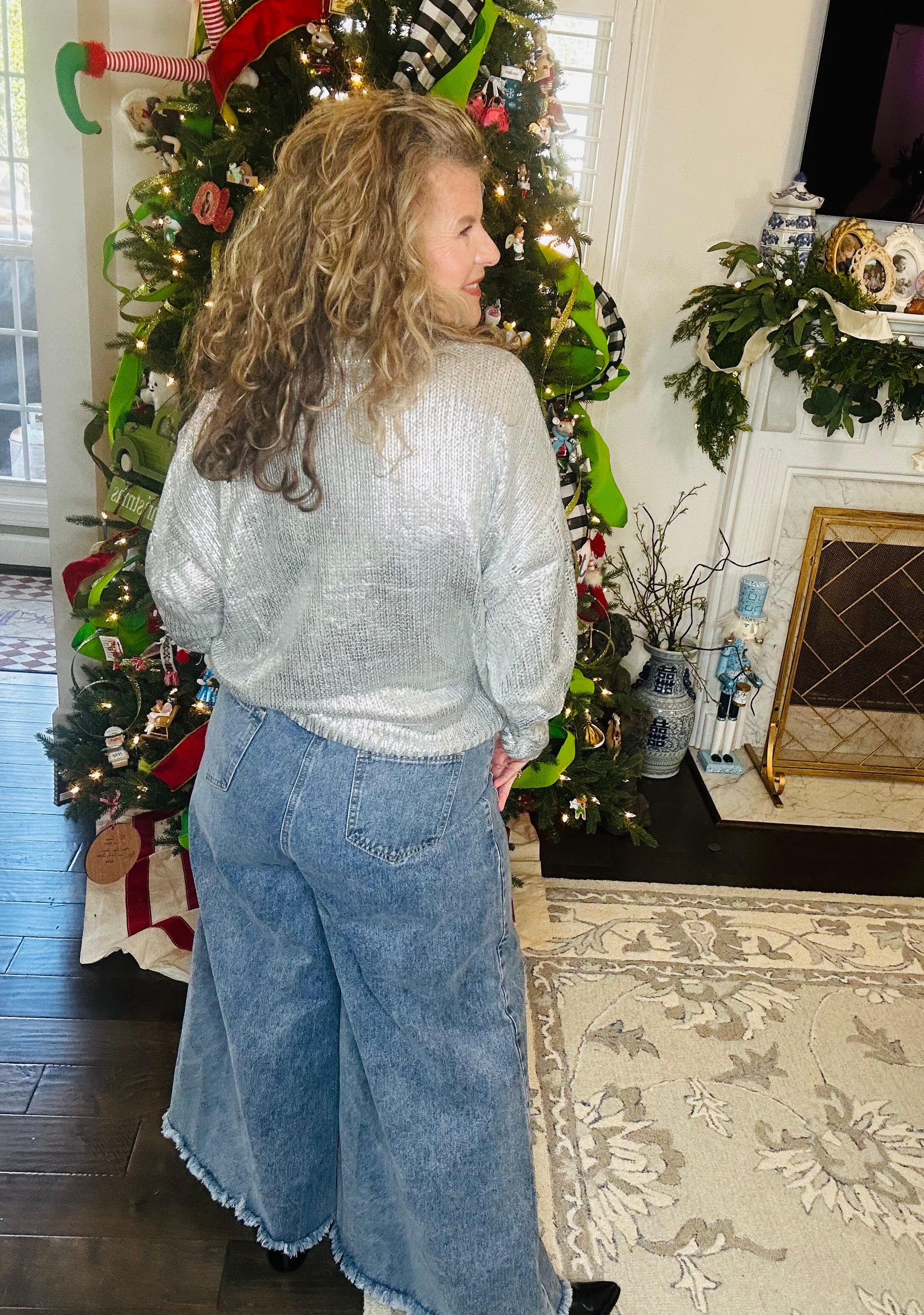 SILVER CABLE KNIT SWEATER