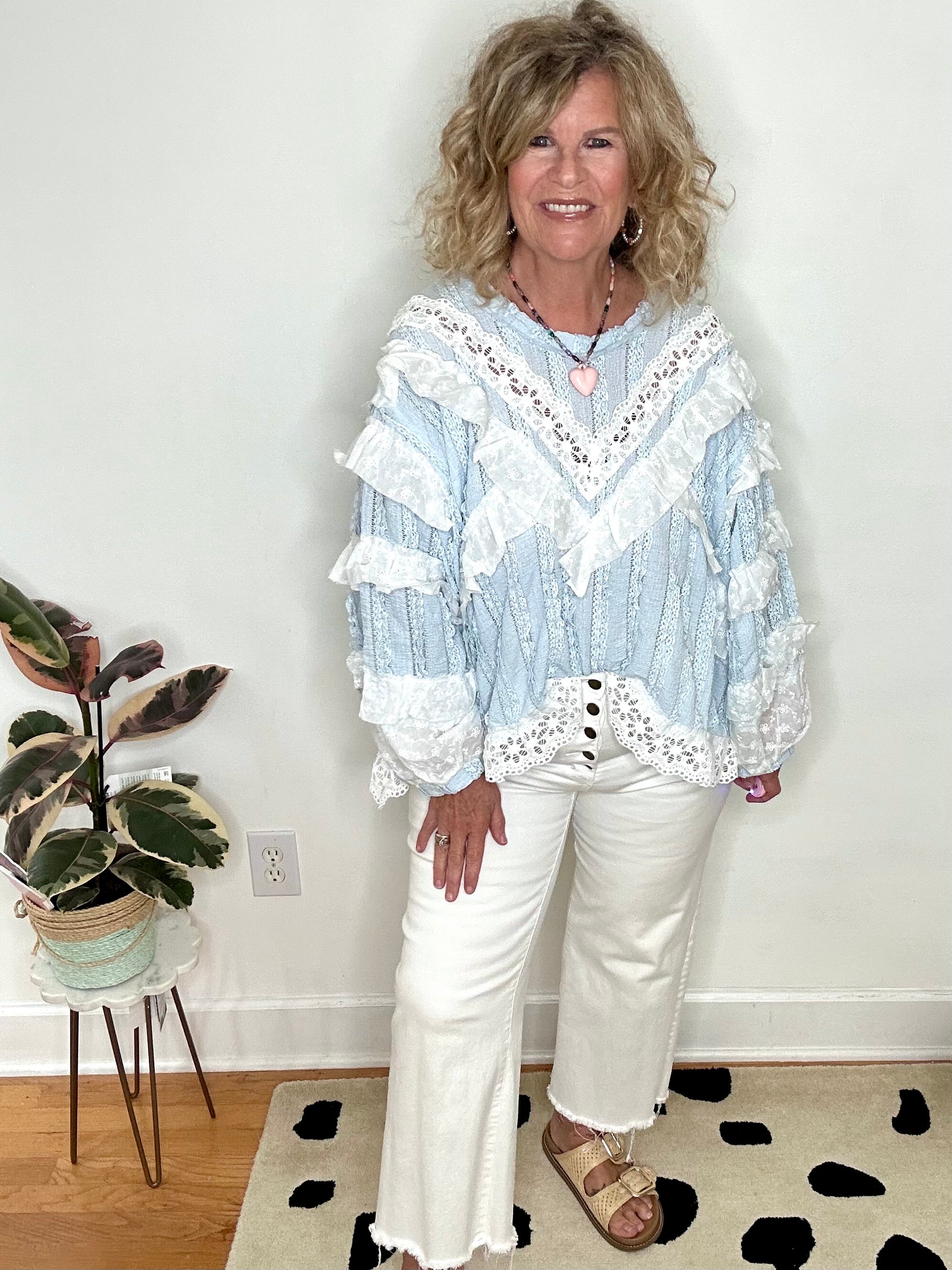 BOHO CUTIE LACE RUFFLE TOP