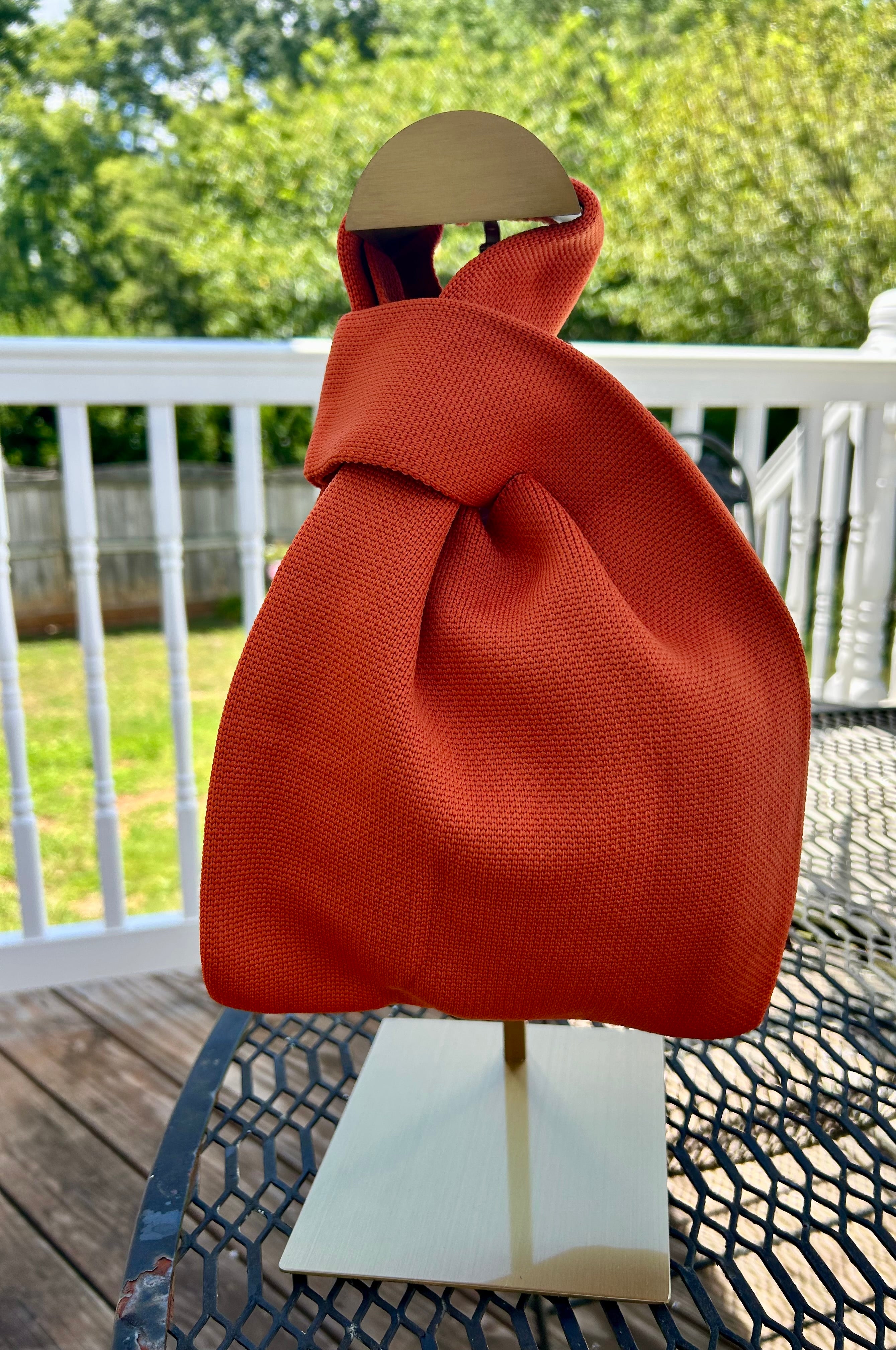 TIGER LILY WOVEN HANDBAG