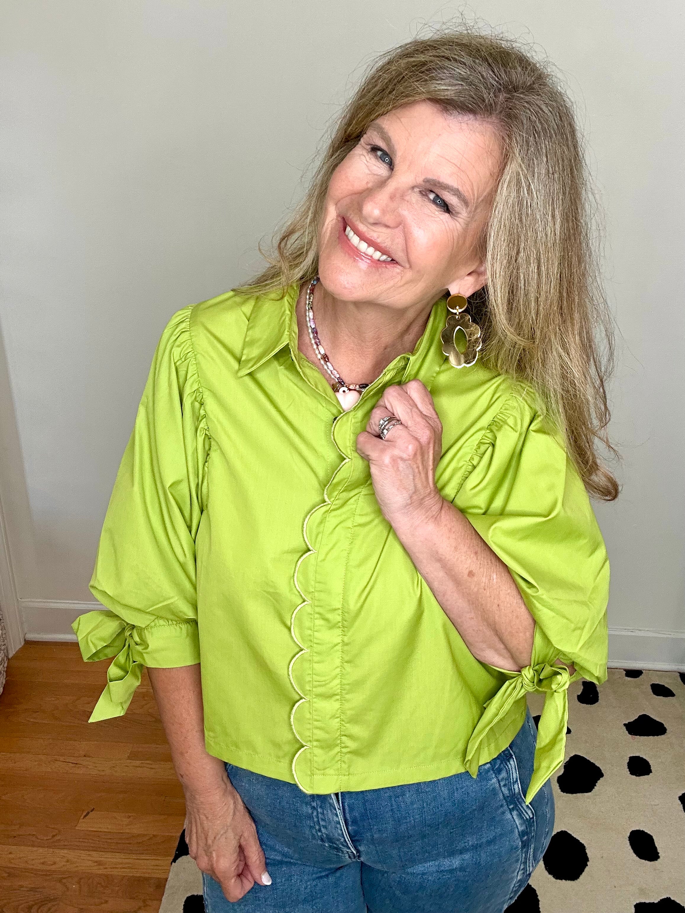 CHARTREUSE CHARM SCALLOP TIE BLOUSE