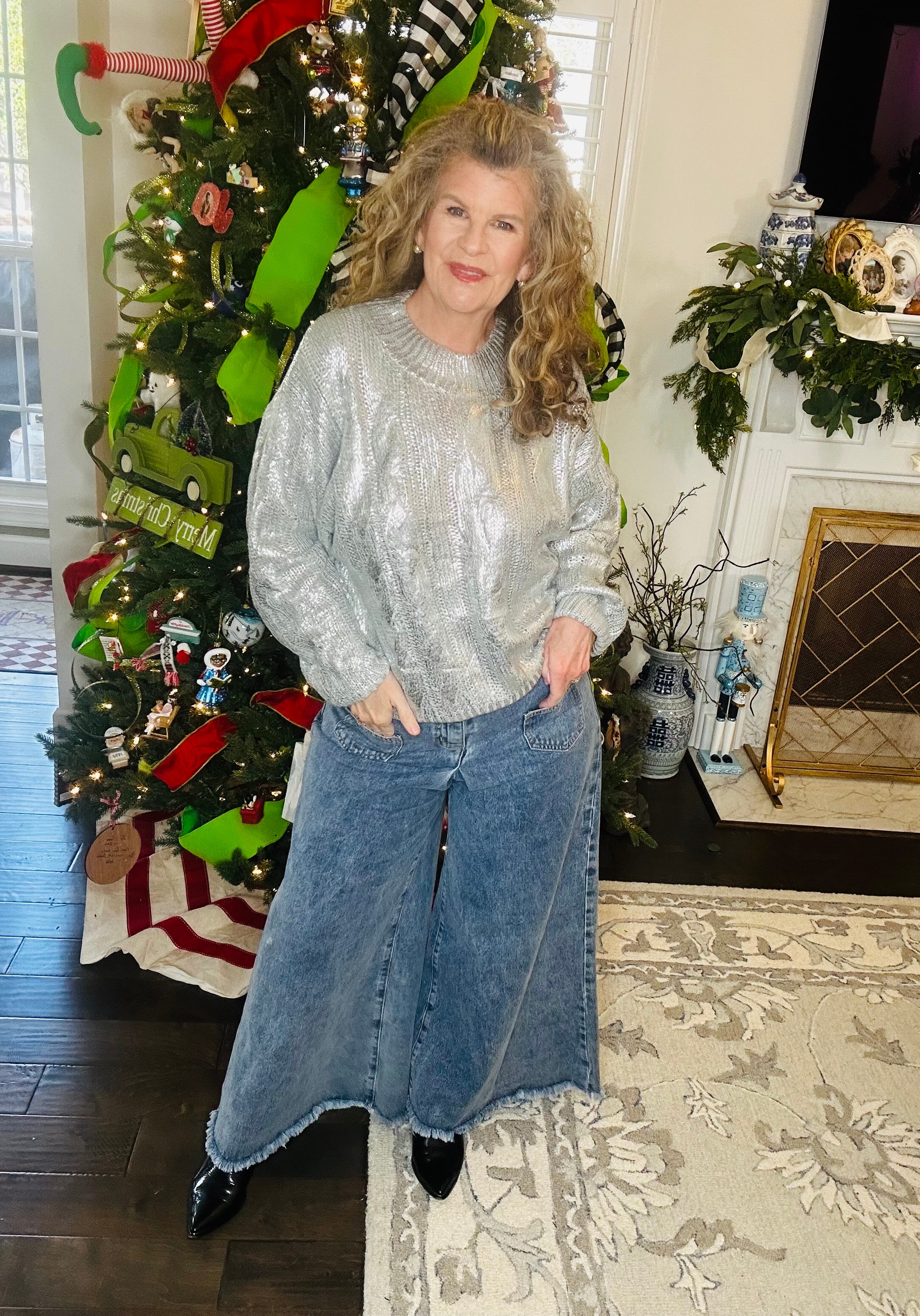 SILVER CABLE KNIT SWEATER