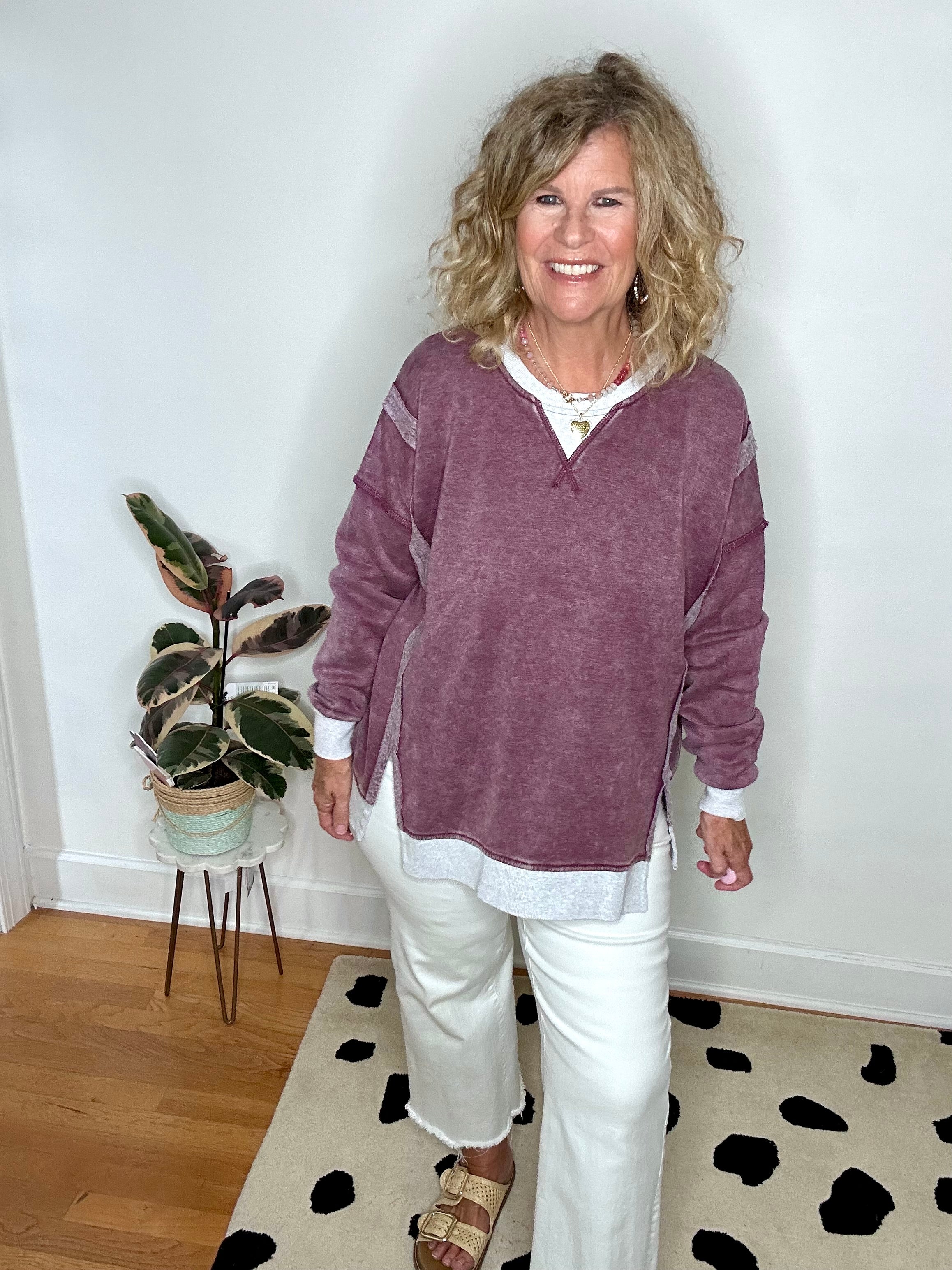 CONTRAST TRIM PULLOVER