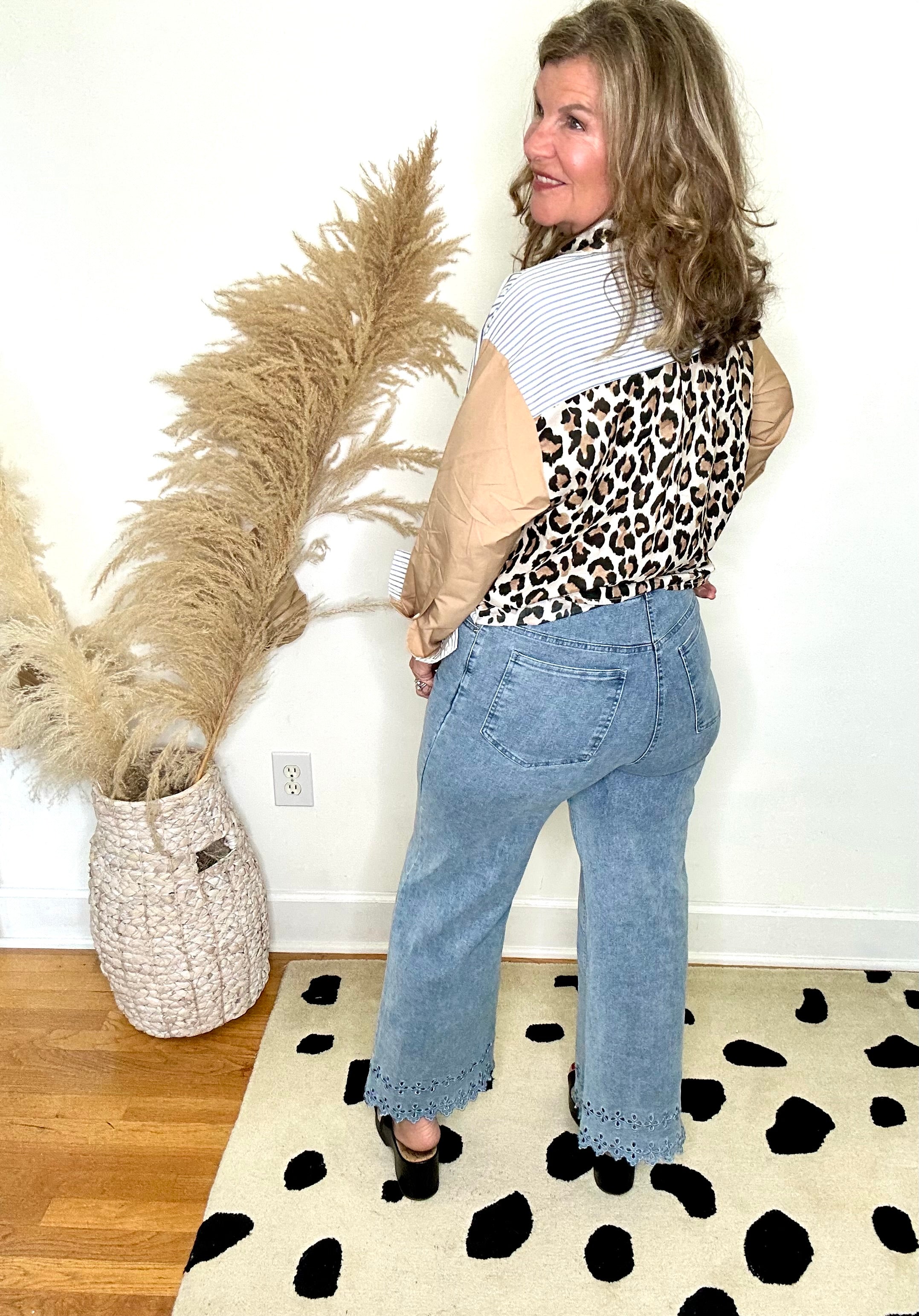 THE CAROLINA HIGH WAIST EYELET PANTS IN LIGHT WASH