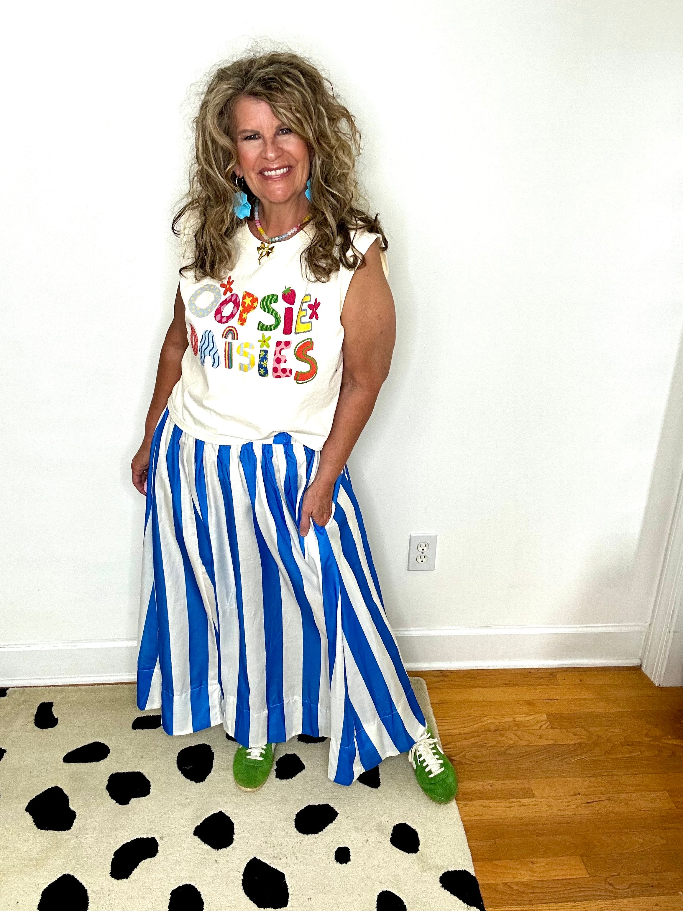 OOPSIE DAISIES MUSCLE TEE