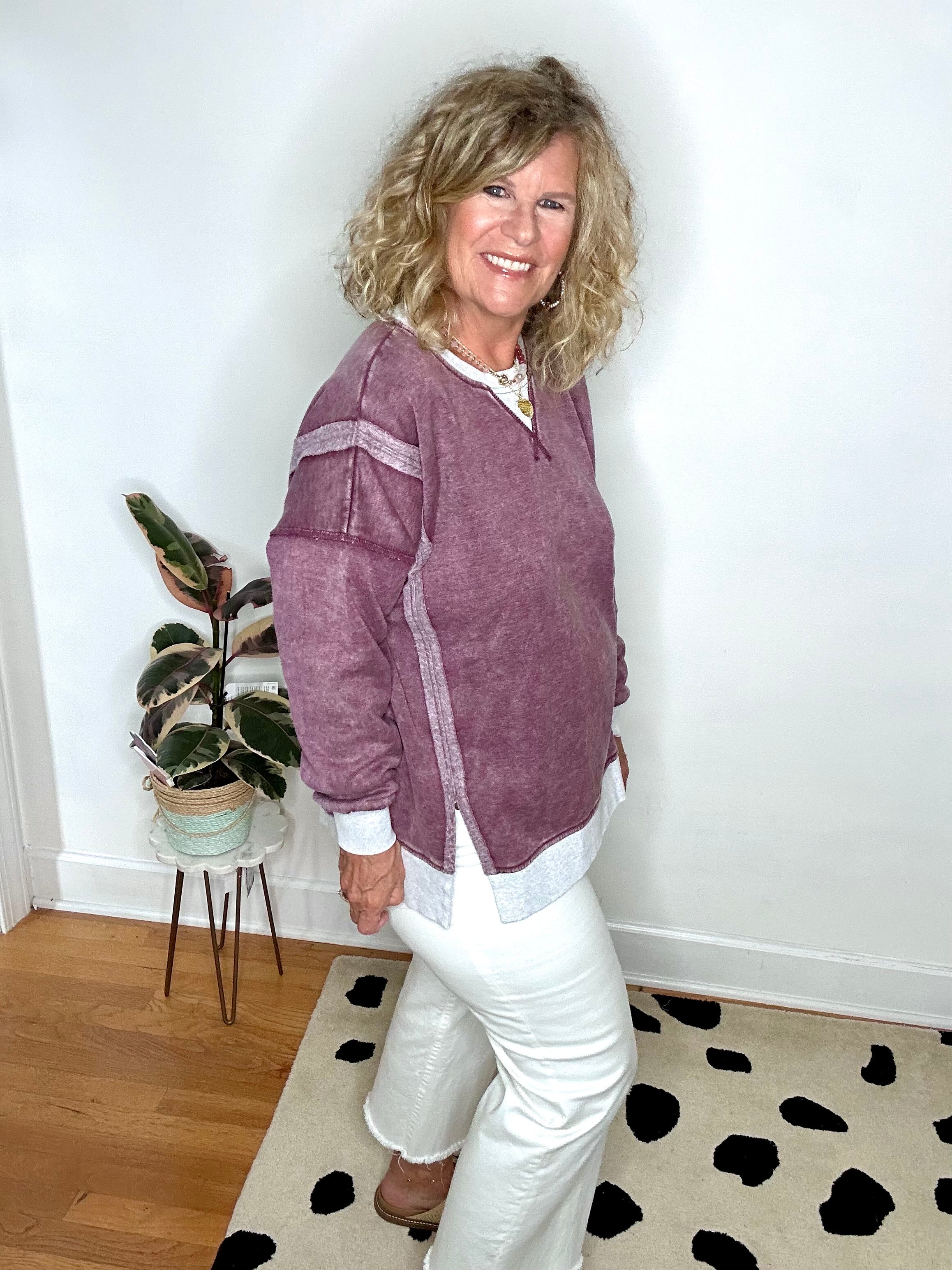 CONTRAST TRIM PULLOVER