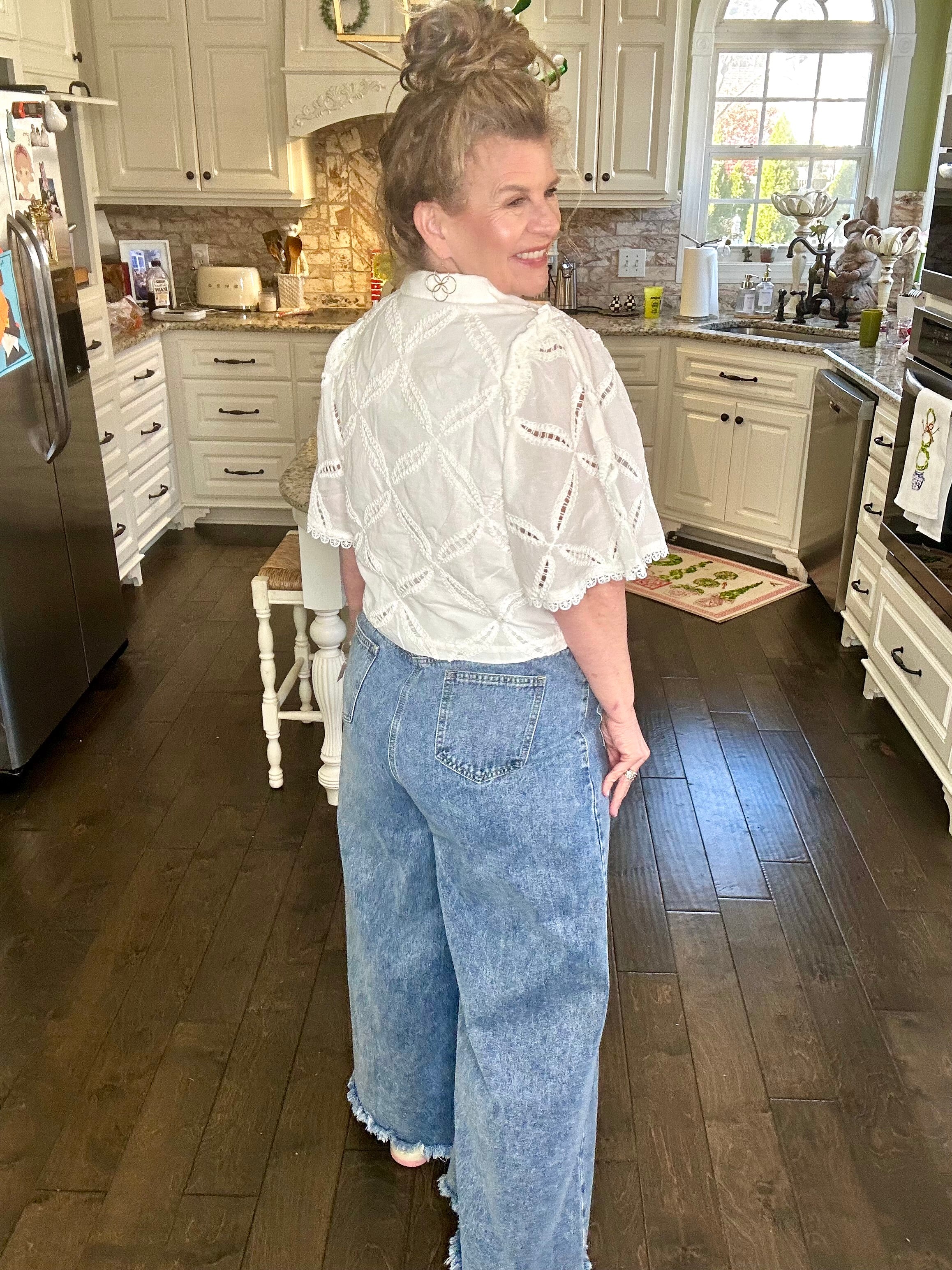 WHITE EMBROIDERED FLARE SLEEVE BLOUSE