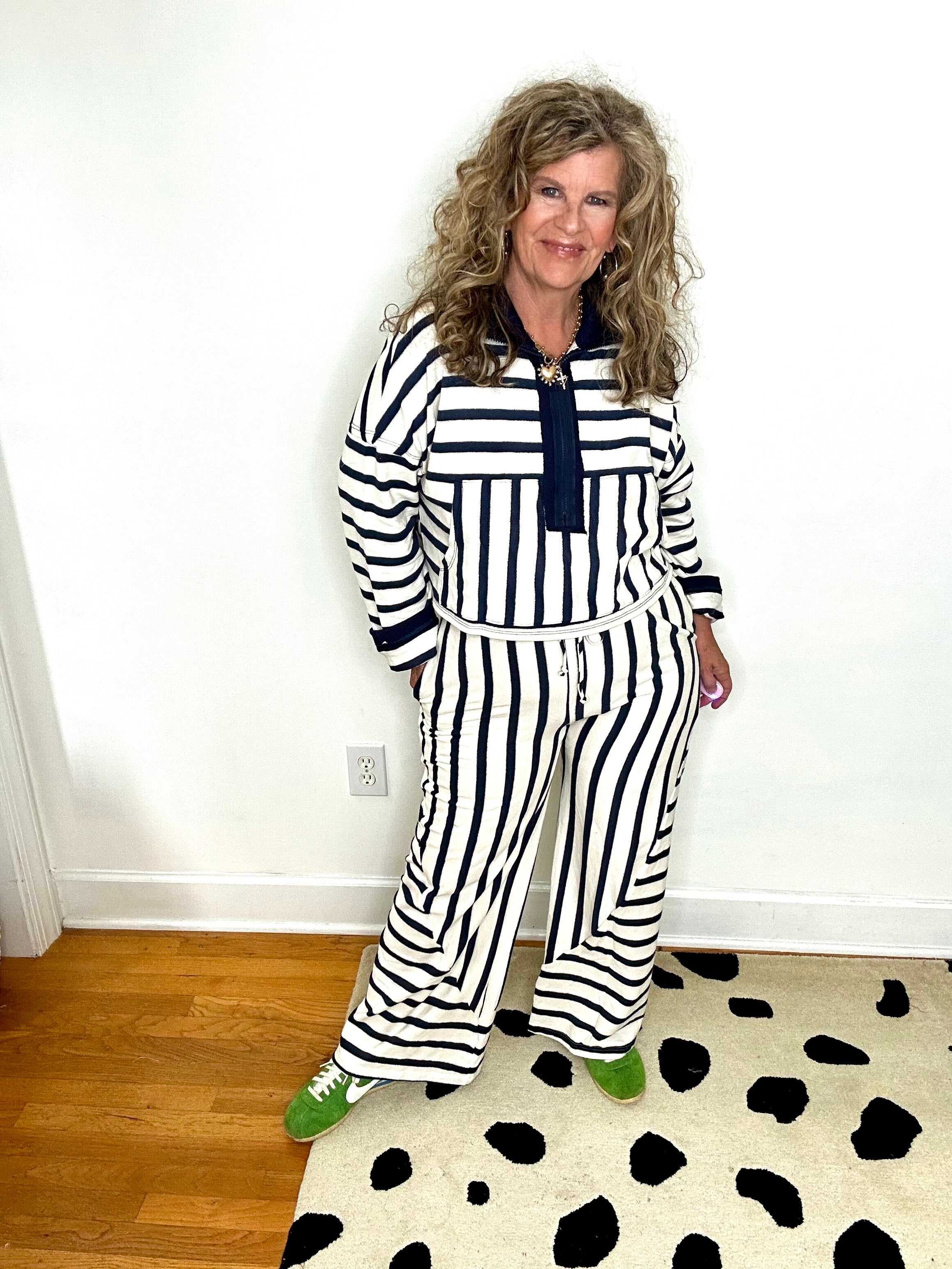 NAVY STRIPE ZIP PULLOVER