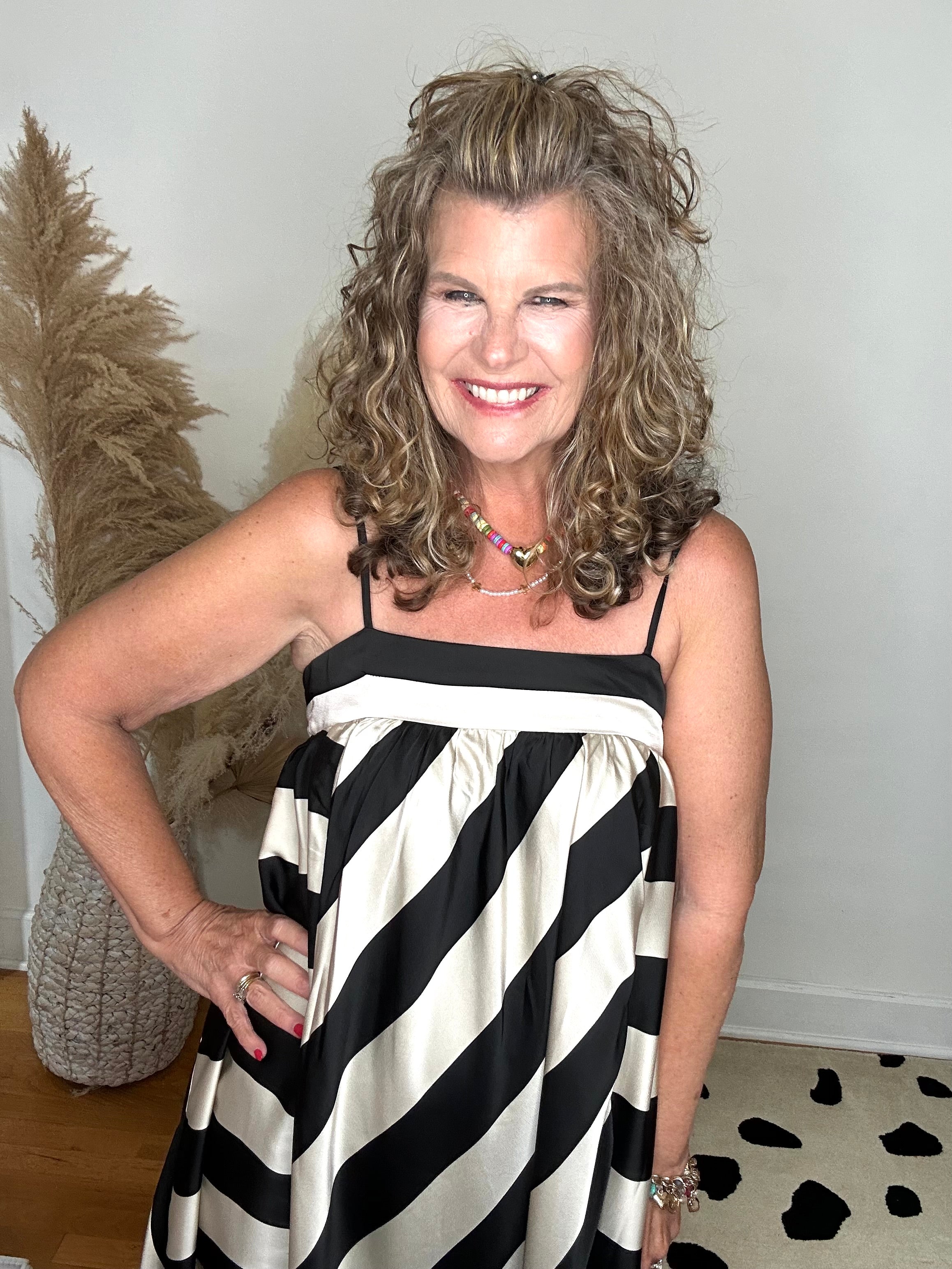 BLACK AND CREAM BOLD STRIPE MAXI DRESS