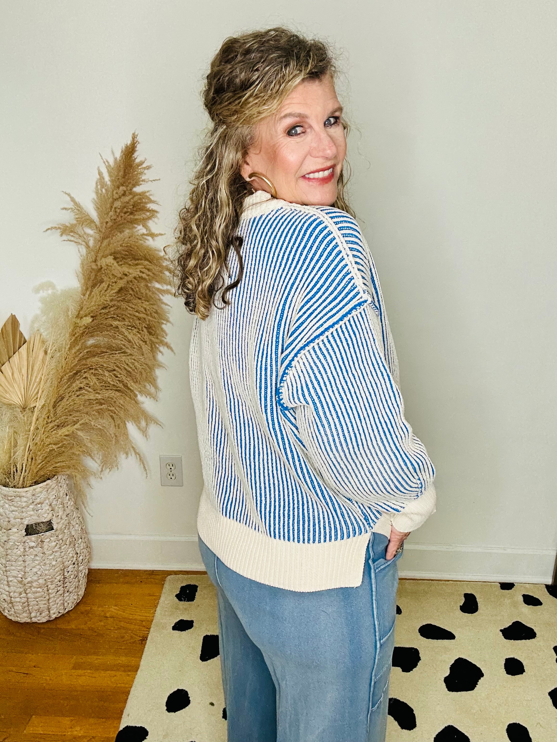 OCEAN BLUE TWO TONE SWEATER