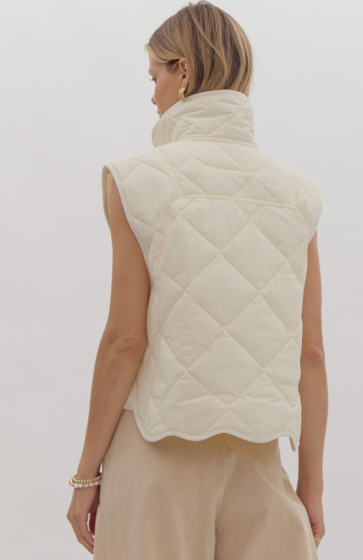 SCALLOPED QUILTED VEST- CREAM