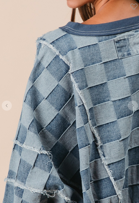 WASHED GINGHAM DENIM TOP