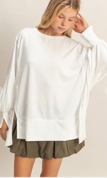 OVERSIZED FRONT SLIT TOP