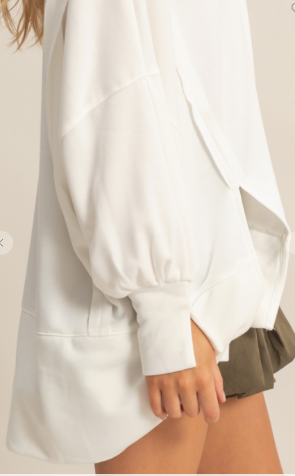OVERSIZED FRONT SLIT TOP