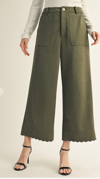 SCALLOPED SUEDE PANT