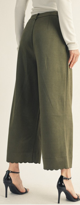 SCALLOPED SUEDE PANT