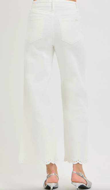 RISEN SCALLOPED WHITE JEANS