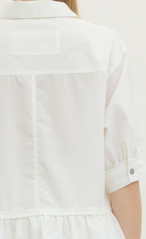 CLASSIC WHITE RUFFLE BLOUSE