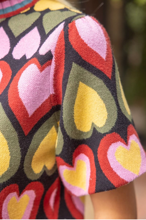 HEART TO HEART MULTICOLOR KNIT TOP