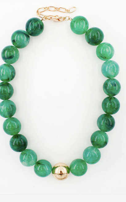 GREEN BEADED ACCENT NECKLACE