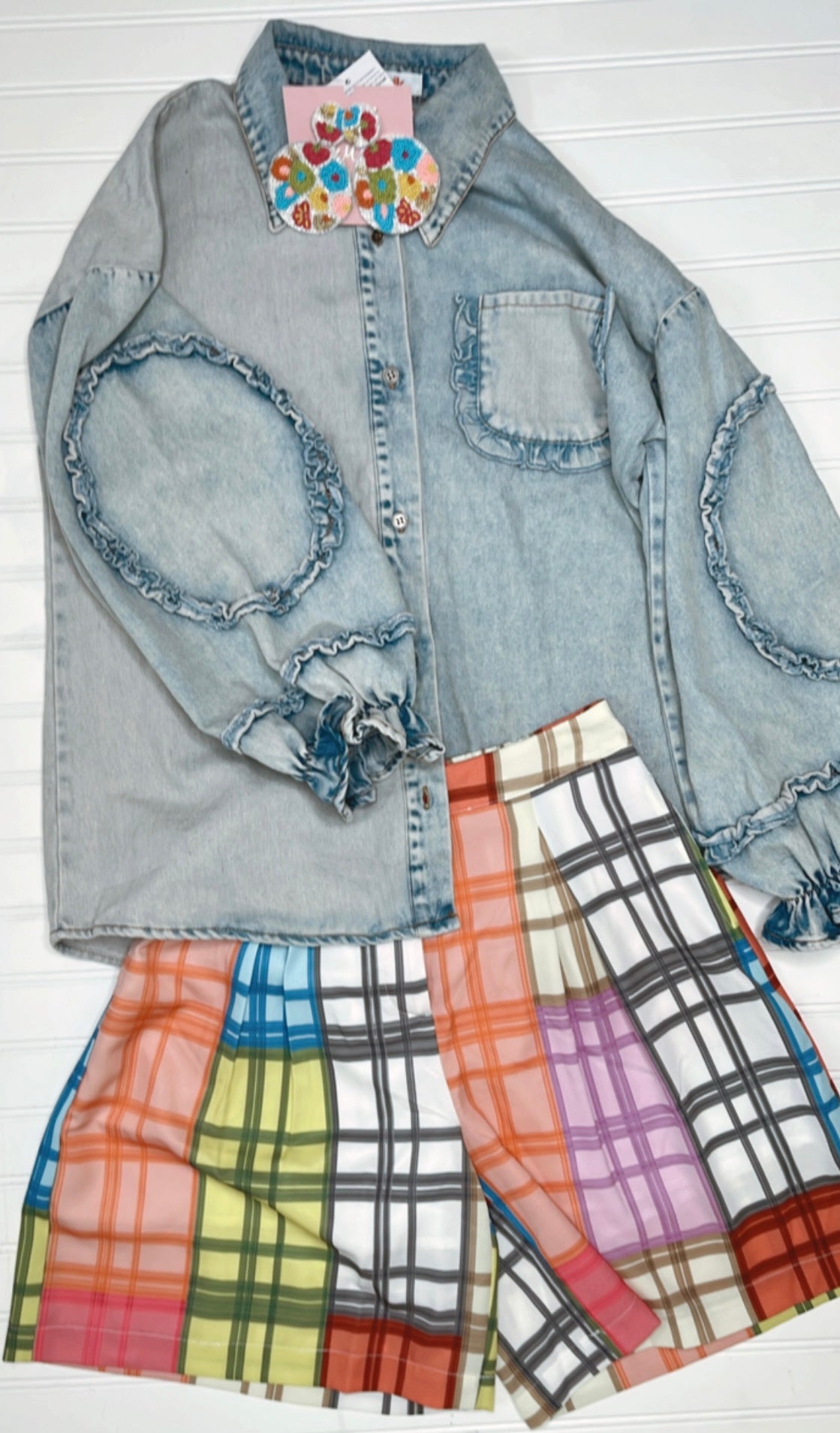 SPRING IT ON PLAID COLORBLOCK SHORTS